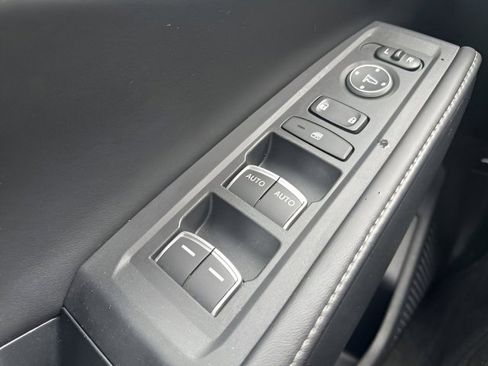 Used 2023 Honda Accord Sport image 15