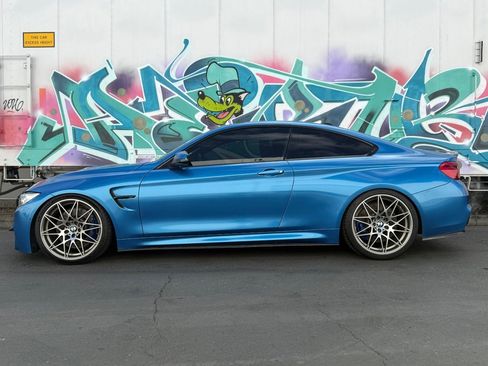 Used 2017 BMW M4 Coupe image 6