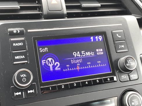 Used 2020 Honda Civic LX image 17