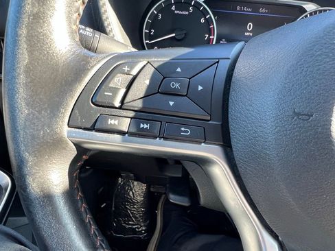 Used 2024 Nissan Sentra SR w/ SR Premium Package image 36