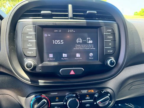 Used 2020 Kia Soul GT-Line FWD image 22