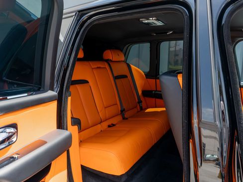 Used 2021 Rolls-Royce Cullinan AWD/4WD image 46