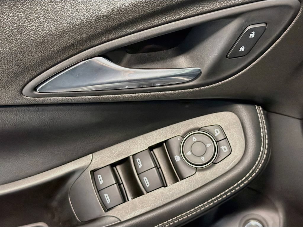 Used 2021 Buick Encore GX Select w/ Advanced Technology Package FWD image 20