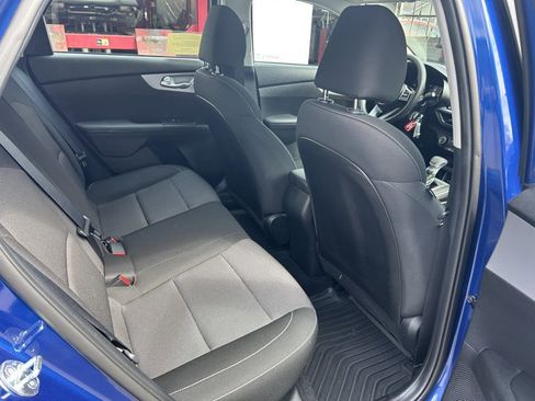 Used 2023 Kia Forte LXS w/ LXS Technology Package image 10
