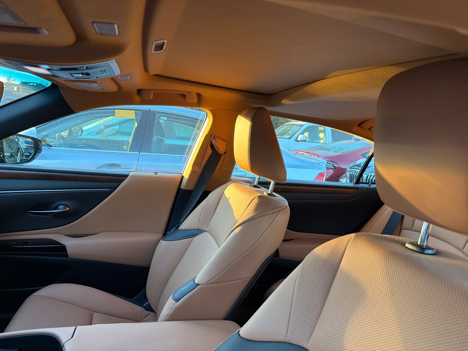 Used 2023 Lexus ES 300h w/ Premium Package FWD image 8