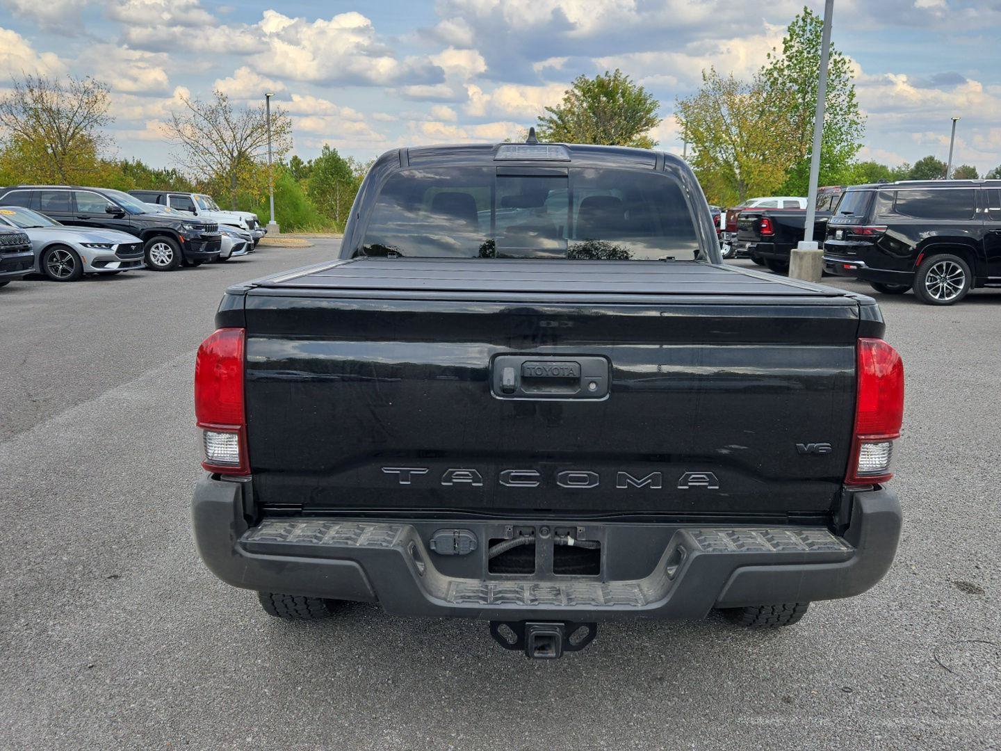 Used 2021 Toyota Tacoma SR5 RWD image 6