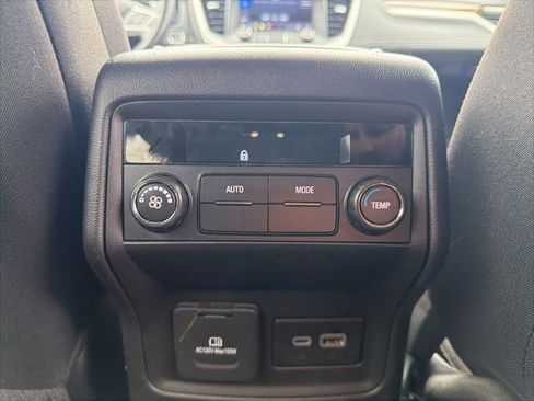 Used 2023 GMC Acadia SLE w/ Driver Convenience Package AWD/4WD image 16
