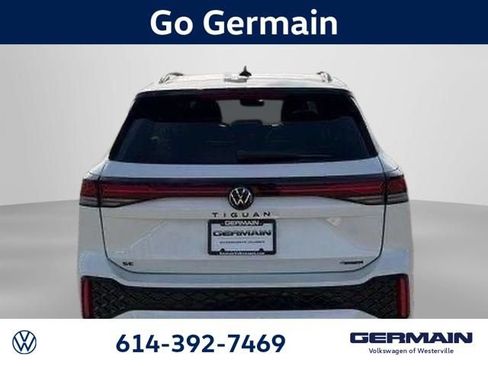 New 2026 Volkswagen Tiguan SE R-Line AWD/4WD image 9