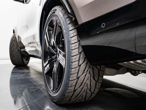 Used 2023 Land Rover Discovery HSE R-Dynamic image 52