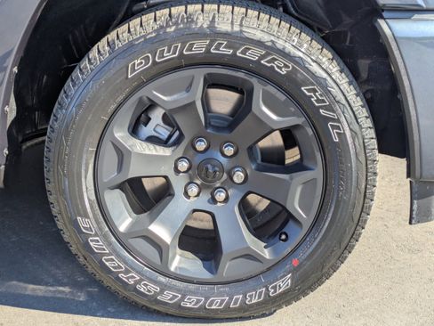 New 2026 RAM 1500 4x4 Crew Cab image 11