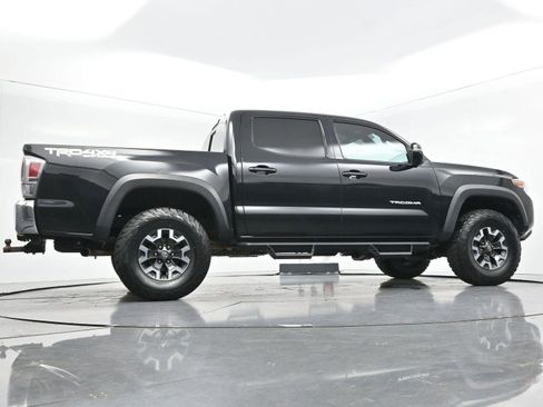 Used 2020 Toyota Tacoma TRD Off-Road AWD/4WD image 50