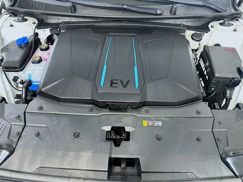 Used 2024 Hyundai Ioniq 5 Limited RWD image 35