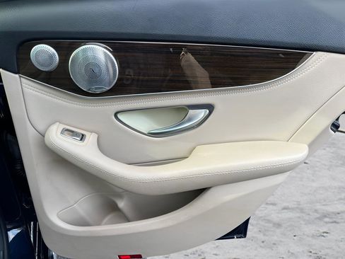 Used 2016 Mercedes-Benz C 300 C 300 image 26