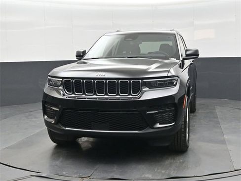 New 2025 Jeep Grand Cherokee Laredo X image 8
