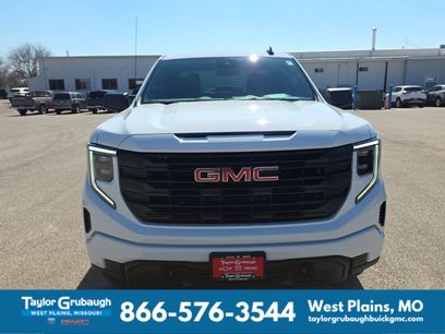 New 2026 GMC Sierra 1500 Pro w/ Graphite Edition