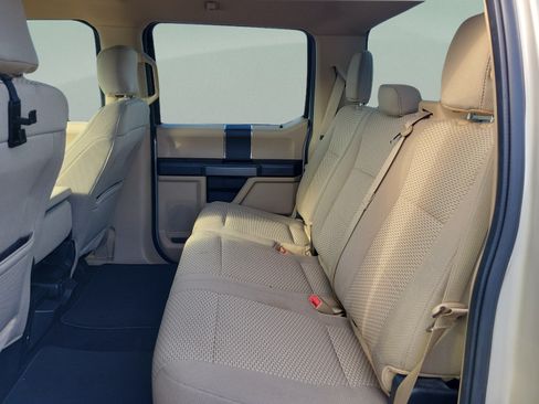 Used 2018 Ford F150 XLT w/ Equipment Group 301A Mid RWD image 8
