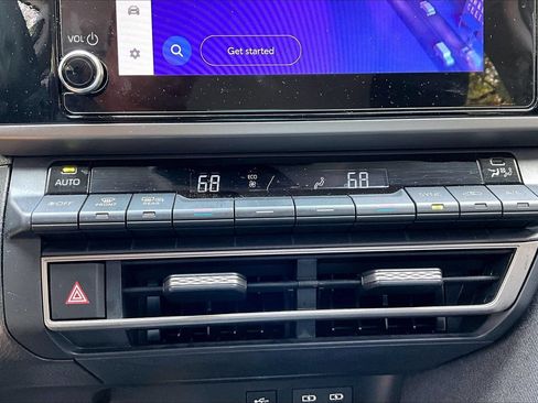Used 2025 Toyota Camry LE FWD image 25