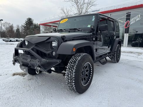 Used 2014 Jeep Wrangler Unlimited Rubicon w/ Connectivity Group image 1