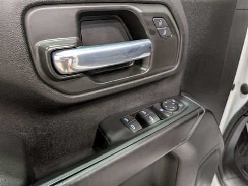 Used 2022 Chevrolet Silverado 2500 Custom image 15