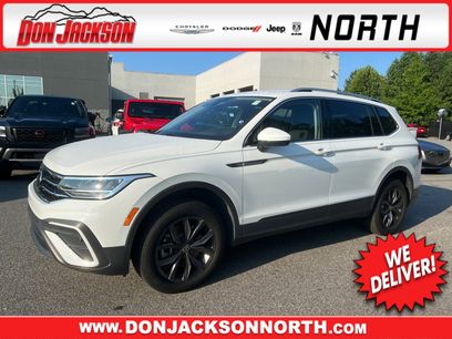 Used 2024 Volkswagen Tiguan SE