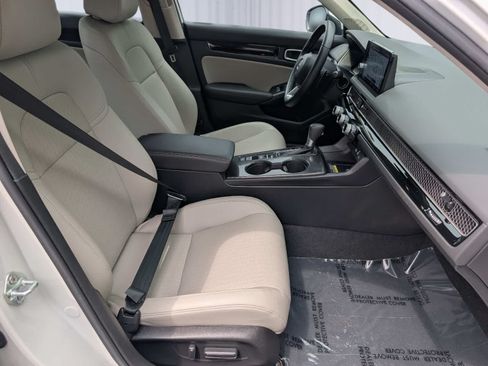 Certified 2024 Honda Civic Touring image 11