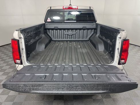 New 2026 Chevrolet Colorado ZR2 w/ Technology Package image 22