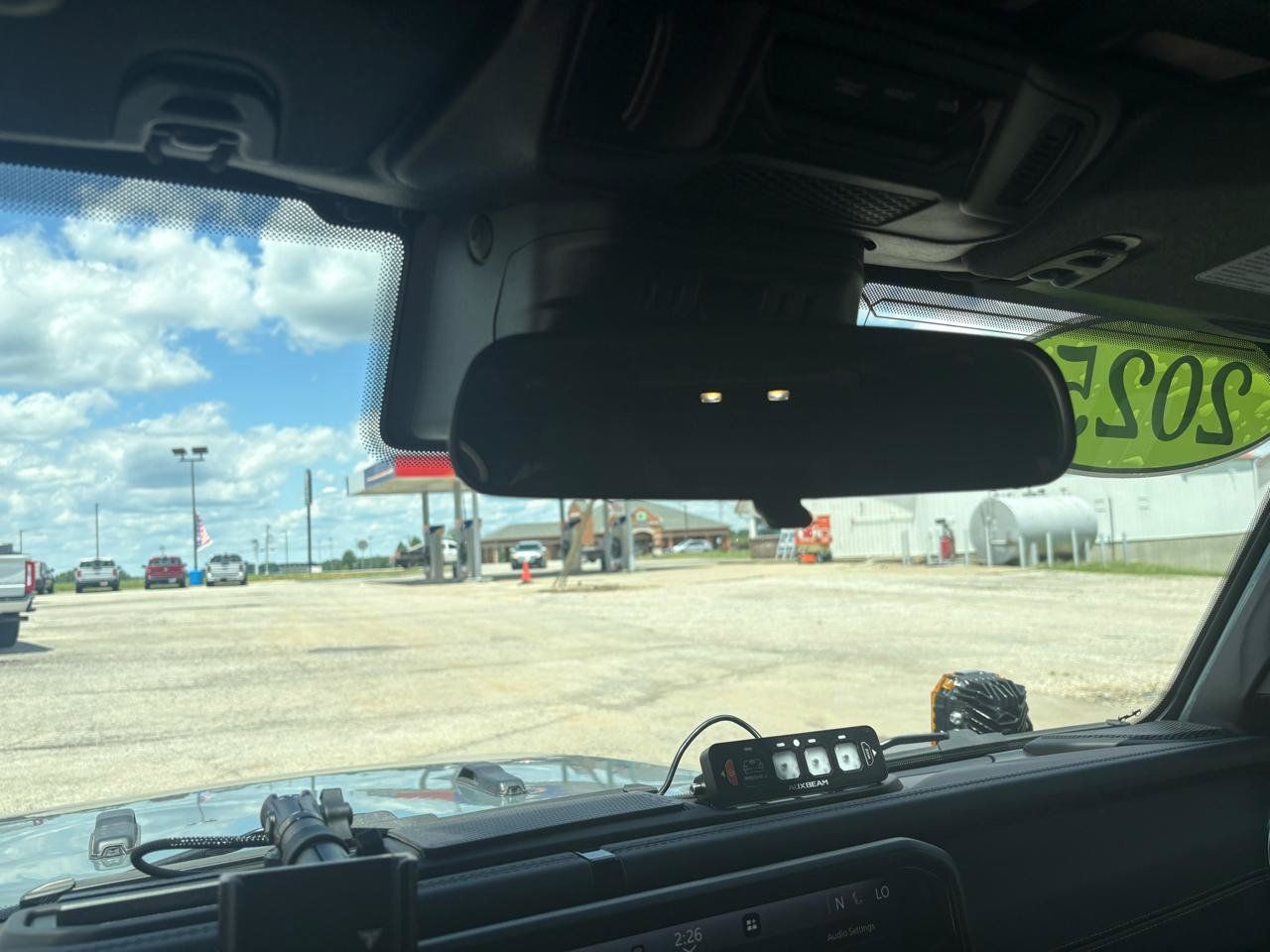 Used 2025 Jeep Gladiator Sport AWD/4WD image 41