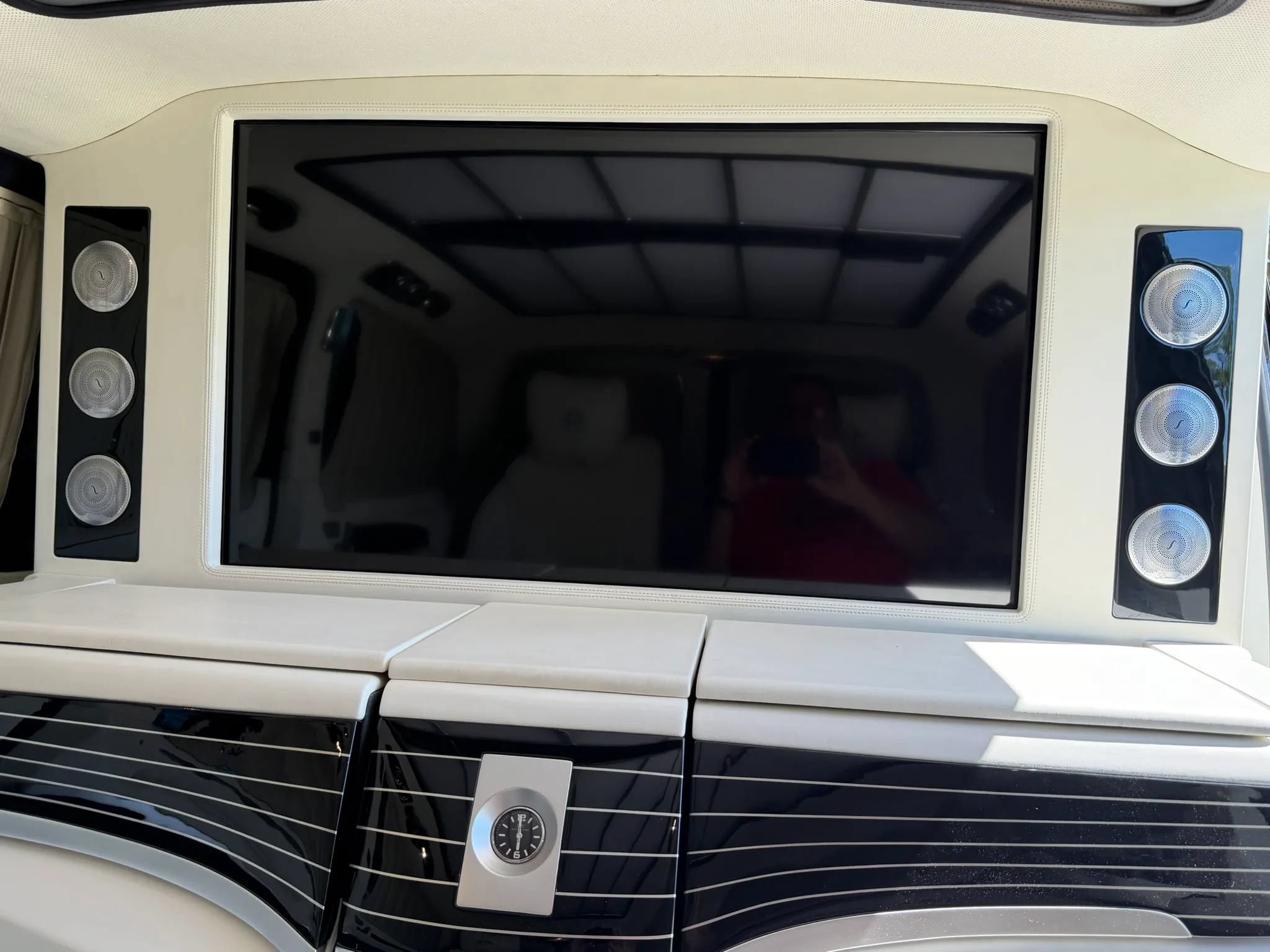 Used 2021 Mercedes-Benz Metris Passenger w/ Premium Safety Package image 64