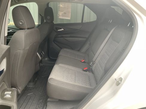 Used 2022 Chevrolet Equinox LT image 23