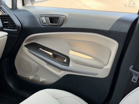 Used 2021 Ford EcoSport S FWD image 19