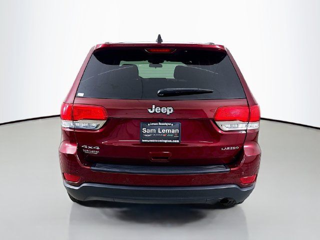 Used 2018 Jeep Grand Cherokee Laredo AWD/4WD image 6