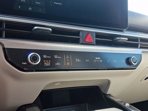 New 2026 Kia Sorento S AWD/4WD image 12