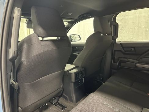 Used 2025 Toyota 4Runner SR5 AWD/4WD image 47