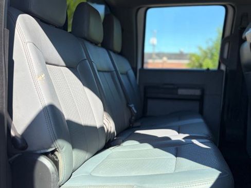 Used 2017 Ford F650 2WD Crew Cab Super Duty image 21