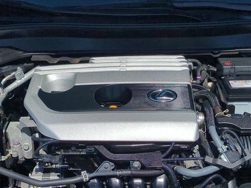 Used 2022 Lexus UX 200 UX 200 w/ Accessory Package (Z1) image 22