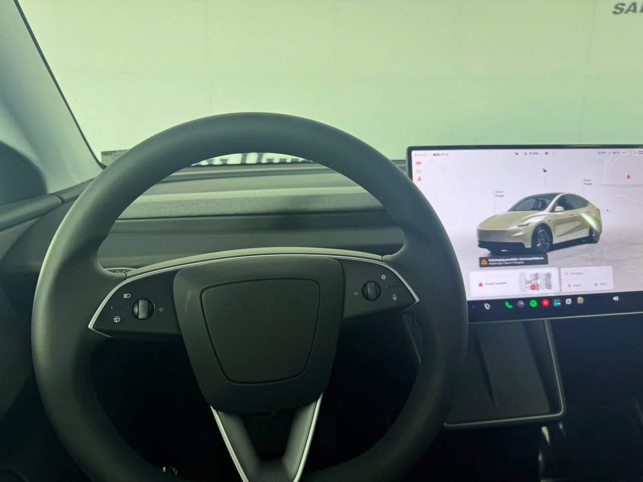Used 2026 Tesla Model Y Long Range AWD/4WD image 12