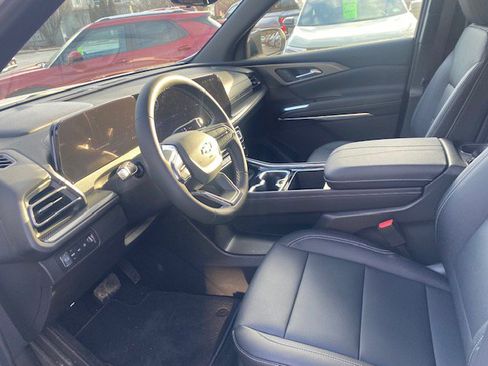 New 2026 Chevrolet Traverse LT w/ Sun and Wheel Package image 14