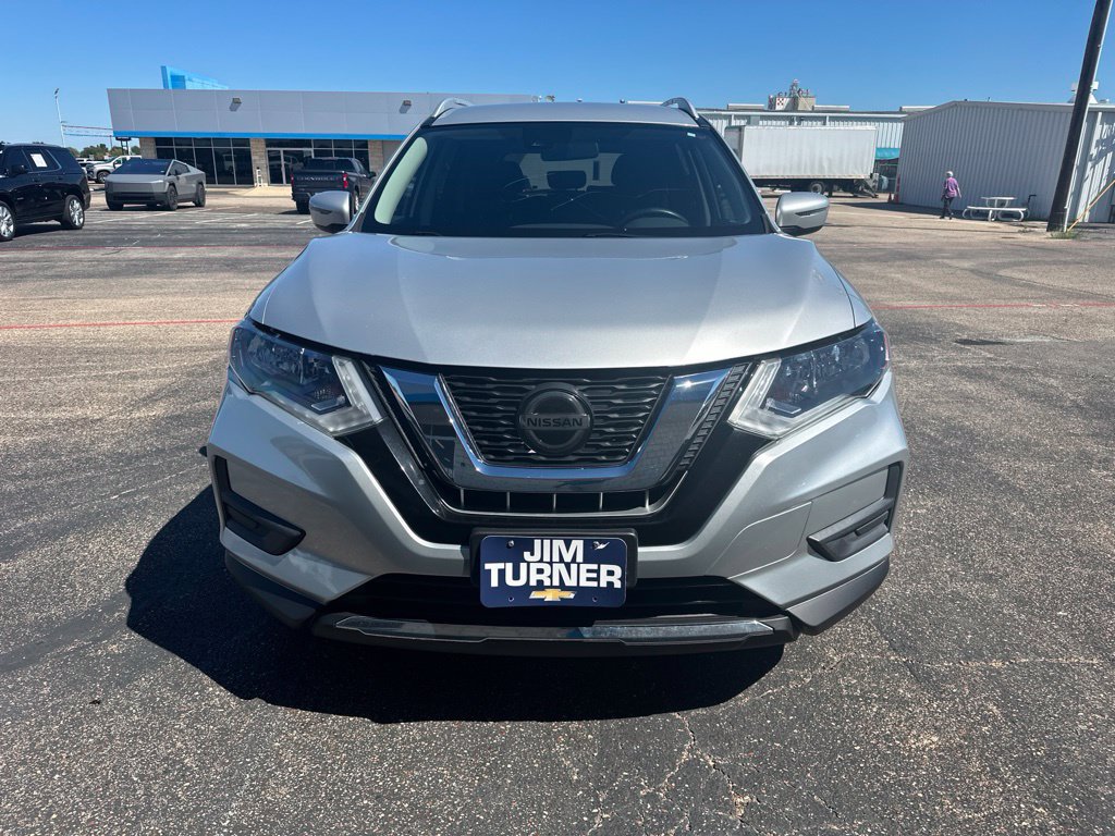 Used 2020 Nissan Rogue SV FWD image 2