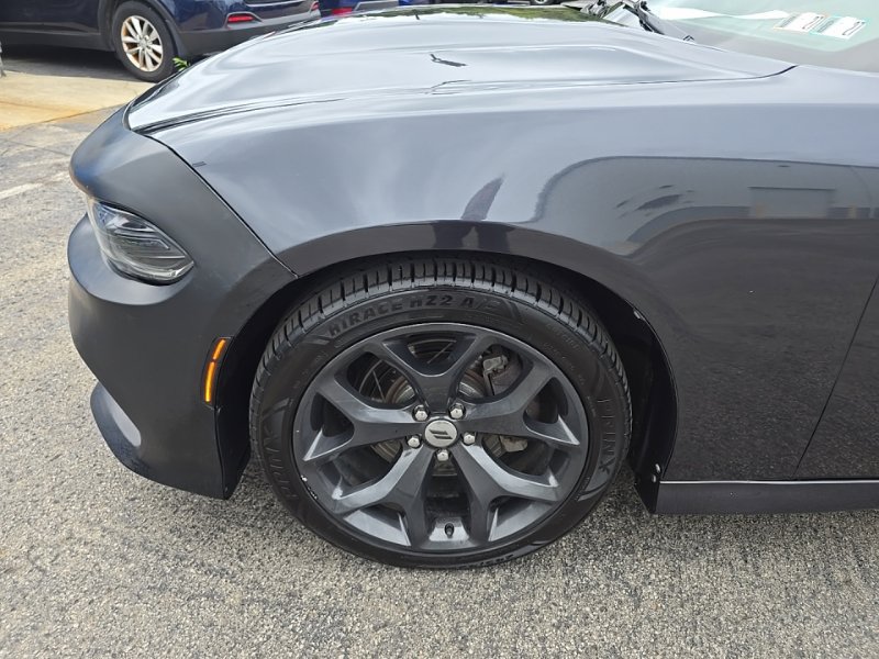 Used 2019 Dodge Charger R/T RWD image 10