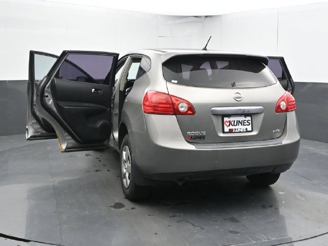 Used 2013 Nissan Rogue S AWD/4WD image 21