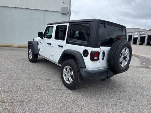 Certified 2022 Jeep Wrangler Unlimited Sport AWD/4WD image 18