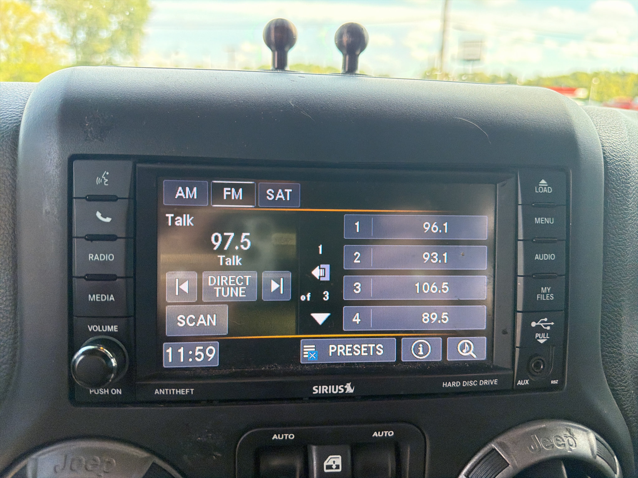 Used 2018 Jeep Wrangler Unlimited Sport S AWD/4WD image 14