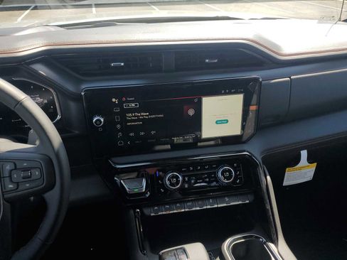 New 2026 GMC Sierra 1500 AT4 AWD/4WD image 12