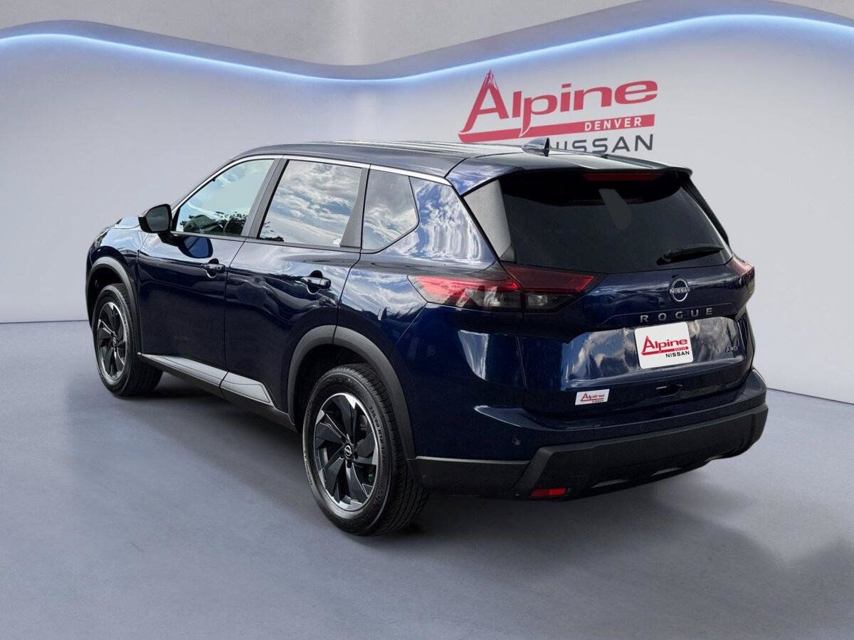 Certified 2025 Nissan Rogue SV AWD/4WD image 3