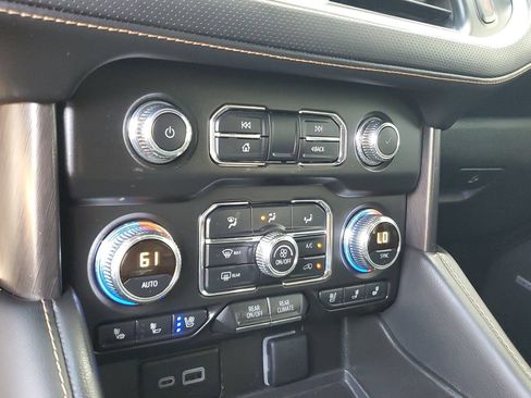 Used 2023 GMC Yukon AT4 w/ AT4 Premium Plus Package AWD/4WD image 22