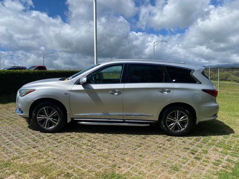 Used 2018 INFINITI QX60 FWD w/ Premium Package image 4