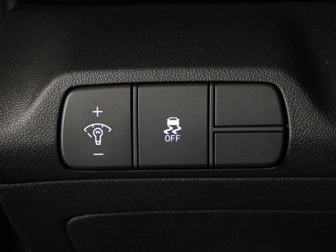 Used 2026 Hyundai Elantra Sport FWD image 24