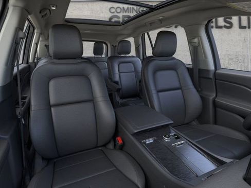 New 2026 Lincoln Aviator 2WD image 10
