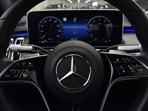 Certified 2023 Mercedes-Benz S 500 4MATIC image 22
