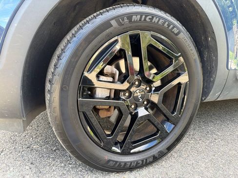 Certified 2023 Kia Telluride EX X-Line AWD/4WD image 11